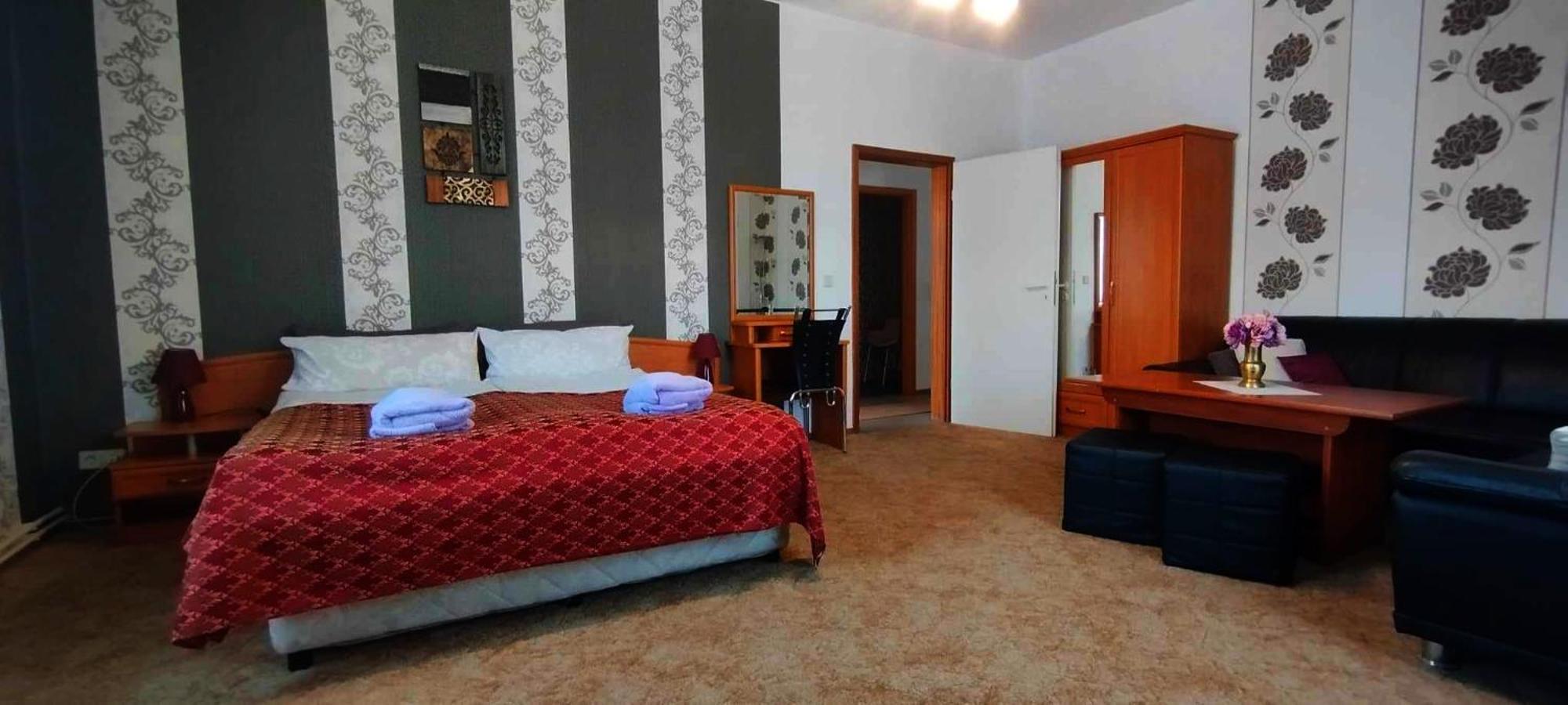 Grosse Wohnung Mit Terrasse Im Altstadtzentrum - Ferienwohnung Chiplakoff Blankenburg  Buitenkant foto