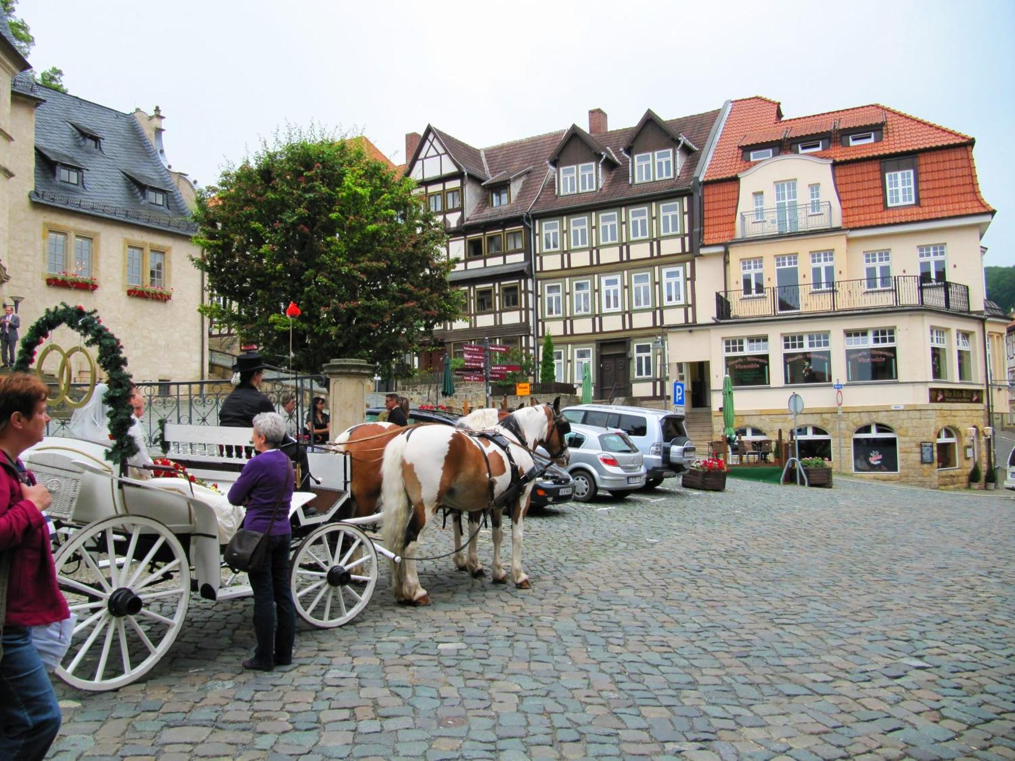 Grosse Wohnung Mit Terrasse Im Altstadtzentrum - Ferienwohnung Chiplakoff Blankenburg  Buitenkant foto